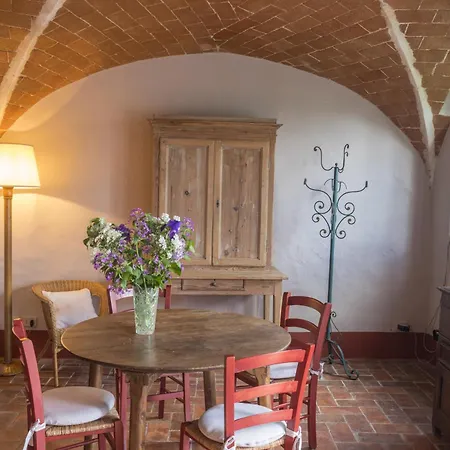 Castello Ginori Di * Querceto (Montecatini Val di Cecina)