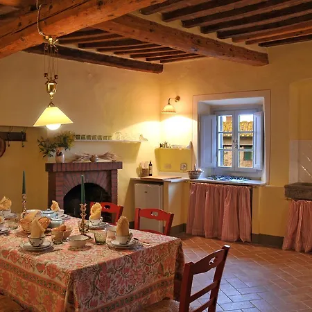 Apartment Castello Ginori Di Querceto (Montecatini Val di Cecina)
