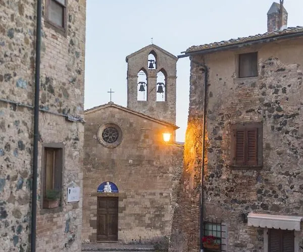 Castello Ginori Di * Querceto (Montecatini Val di Cecina)